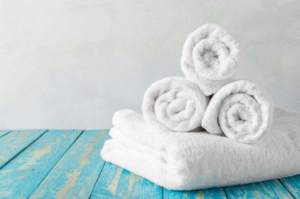 Serviette de bain : conseils pour trouver le modèle idéal